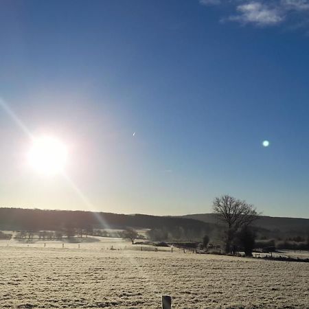 La Croisee Des Champs, Gite Entre Durbuy Et La Roche En Ardenne Érezée Exterior foto